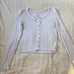 White ribbed long sleeve shirt